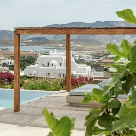 Villa Aura