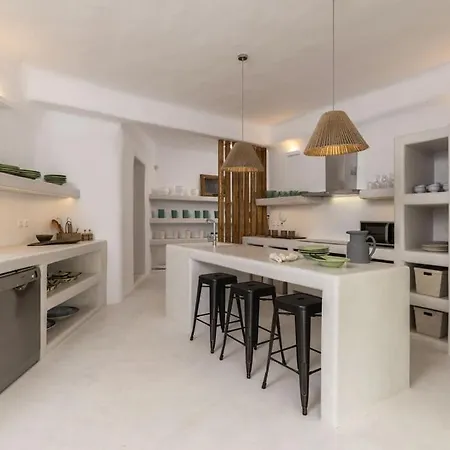 Villa Aura *