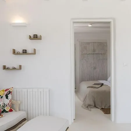 Villa Aura